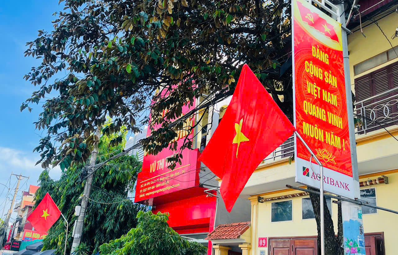Anh-tin-bai